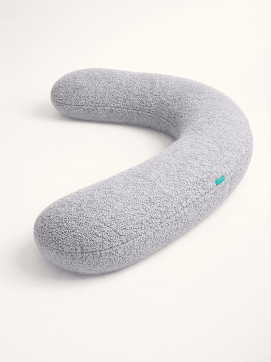Ergonomic full-length pregnancy body support pillow for improved sleep and comfort